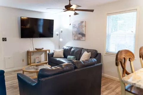 563 Bobwhite Dr #1585623P, Ensley, FL 32514