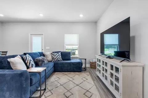 5705 Stellarjay St #1585617P, Midway, FL 32563