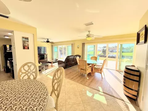 583 SE Calmoso Dr #1586083P, Port Saint Lucie, FL 34983