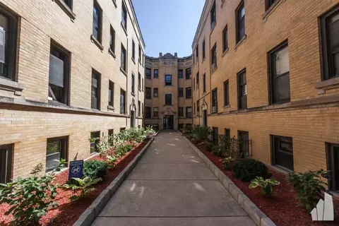 427 W Belden Ave #429-5B103, Chicago, IL 60614