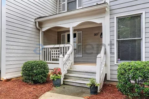 307 Hollyfax Cir, Sandy Springs, GA 30328