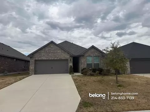 628 Cherry Hill Rd, Red Oak, TX 75154