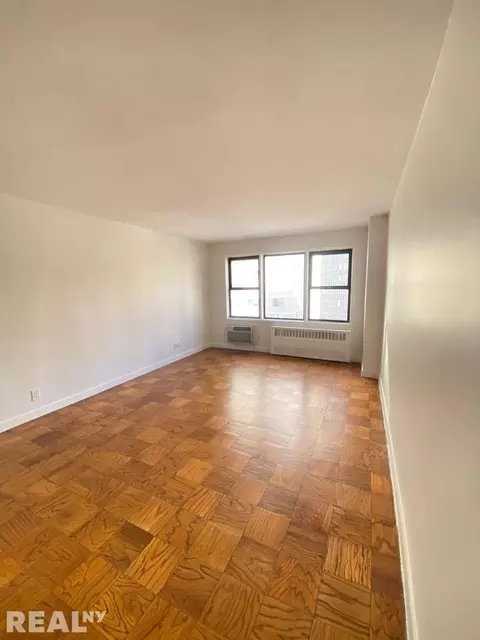 Undisclosed, New York, NY 10016