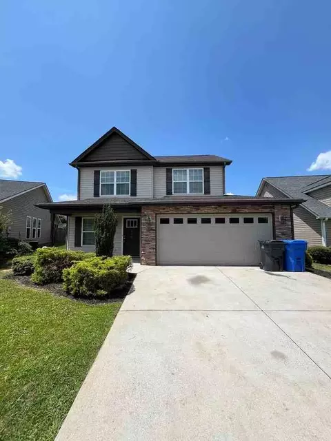 311 Glenlea Ln, Greenville, SC 29617