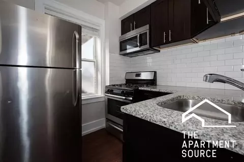 6748 N Ashland Ave #601, Chicago, IL 60626