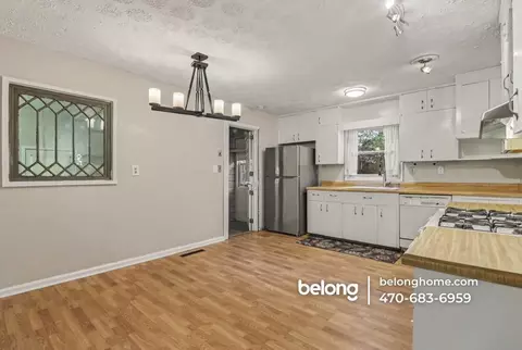 1277 Dunwoody Ln NE, Atlanta, GA 30319
