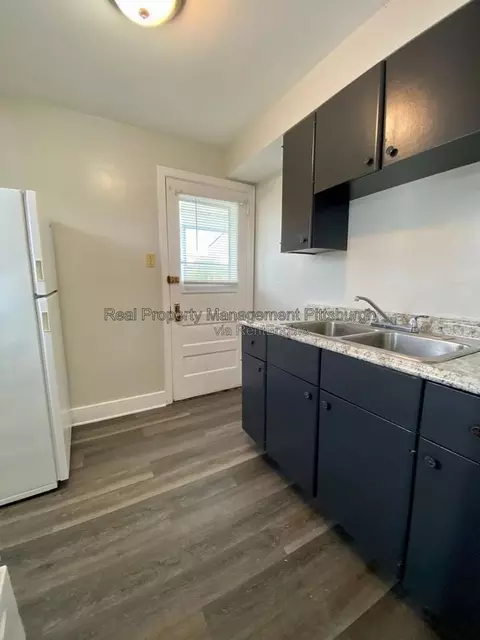 7209 Front River Rd #3, Pittsburgh, PA 15225