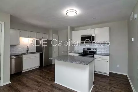 8045 W Elizabeth Ln #222, Fort Worth, TX 76116