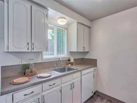 1590 SE Roberts Dr, Gresham, OR 97080 photo 10