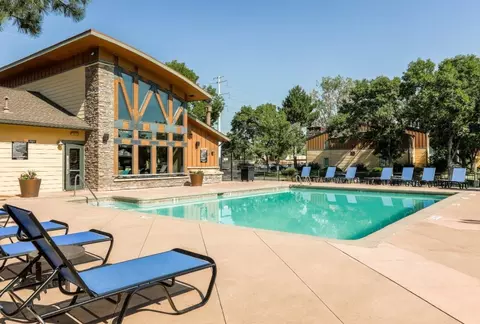 13711 E Richthofen Cir, Aurora, CO 80011 photo 3