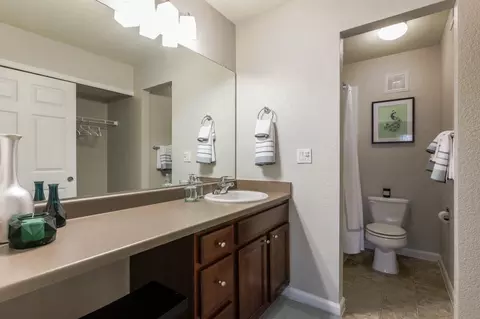13711 E Richthofen Cir, Aurora, CO 80011 photo 13