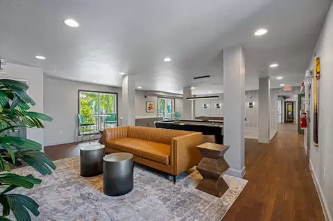 Graduate Cir, Tampa, FL 33617