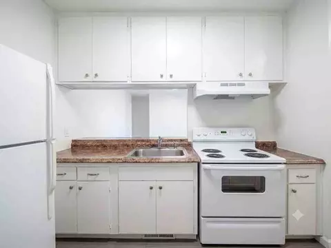 1936 Blake St #12, Berkeley, CA 94704 photo 2