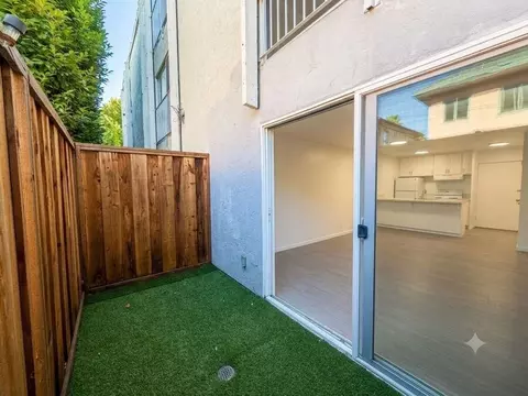 1936 Blake St #12, Berkeley, CA 94704 photo 14