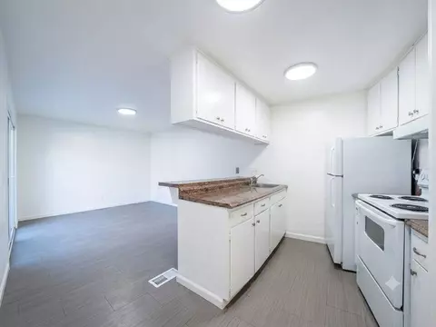 1936 Blake St #12, Berkeley, CA 94704 photo 3