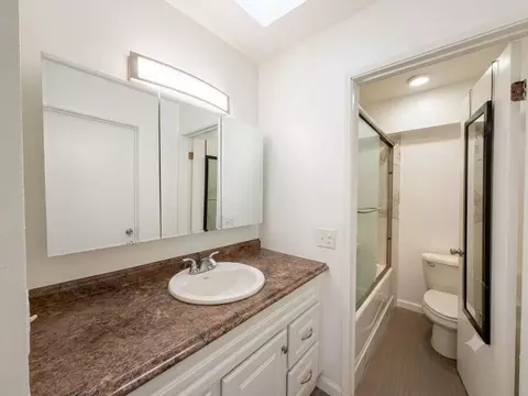 1936 Blake St #12, Berkeley, CA 94704 photo 9