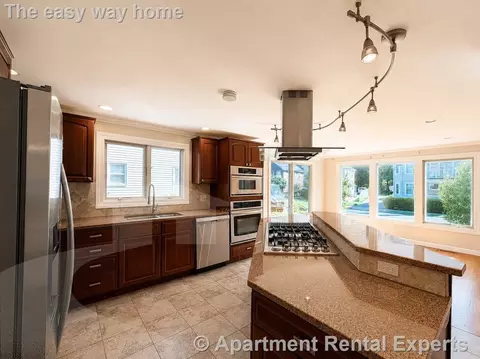 167 Summer St #1, Arlington, MA 02474