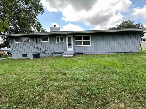 6103 N Garfield Ave, Gladstone, MO 64118