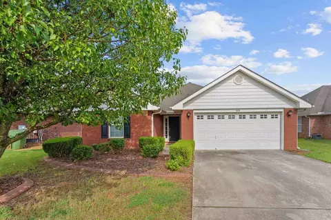 409 Summer Cove Cir NW, Madison, AL 35757