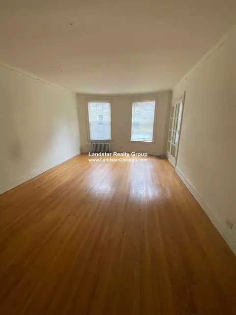 913 Elmwood Ave #3C, Evanston, IL 60202