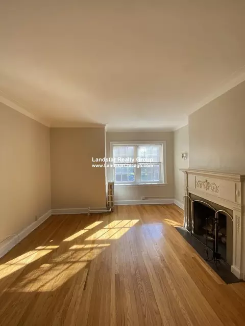 1452 Oak Ave #2N, Evanston, IL 60201