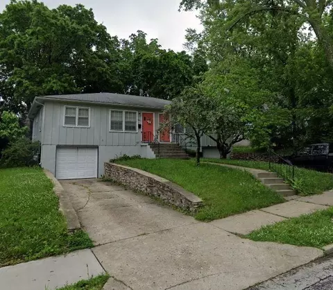 5411 Tracy Ave #NA, Kansas City, MO 64110