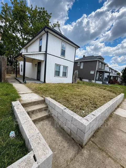 126 S Oakley Ave, Columbus, OH 43204