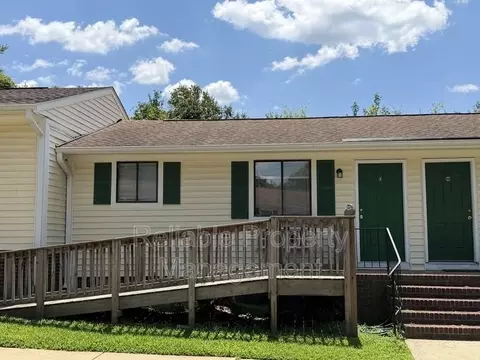 430 S Smith St #G, Clayton, NC 27520