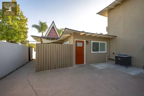 917 W Colorado Blvd #E, Monrovia, CA 91016