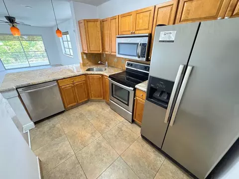 1400 NE 57th St #308, Fort Lauderdale, FL 33334