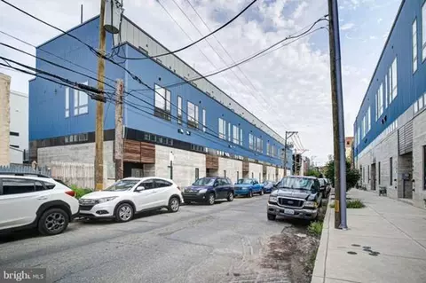 1751 N Howard St, Philadelphia, PA 19122