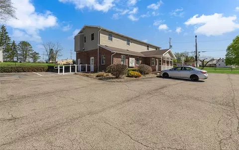 801 Darlington Rd, Beaver Falls, PA 15010