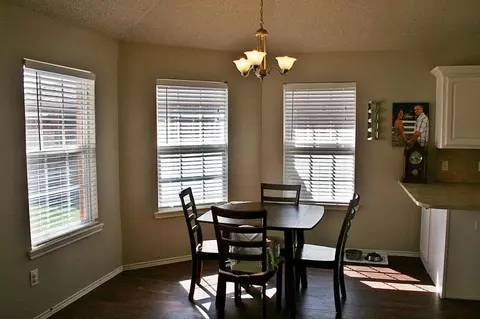 6527 89th St #NA, Lubbock, TX 79424