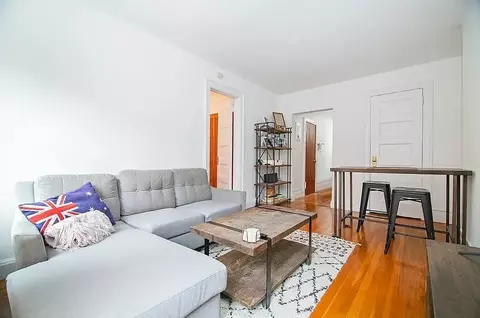 205 Allen St #10, New York, NY 10002