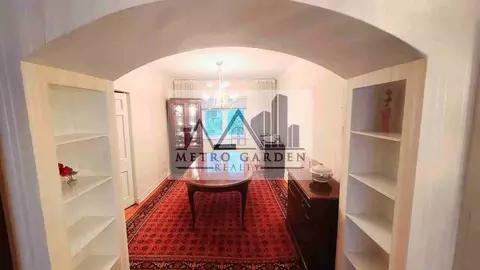 105-39 65th Rd, New York, NY 11375