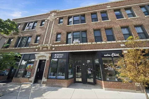 2640 N Milwaukee Ave #3, Chicago, IL 60647