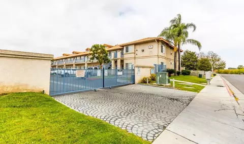 342 Wilkerson Ave #202, Perris, CA 92570
