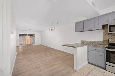 1881 Mitchell Ave, Tustin, CA 92780