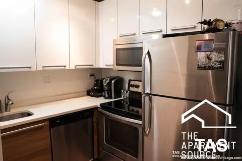 925 W Carmen Ave #5E, Chicago, IL 60640