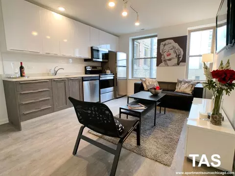 940 W Winona St #710, Chicago, IL 60640
