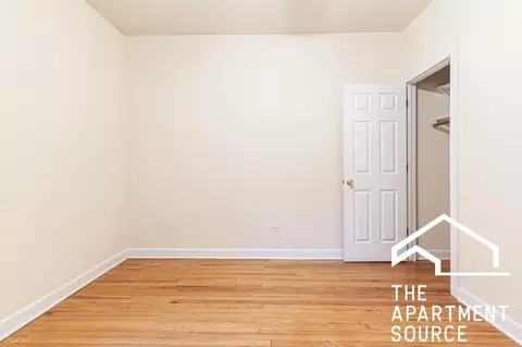 558 W Aldine Ave #S2, Chicago, IL 60657