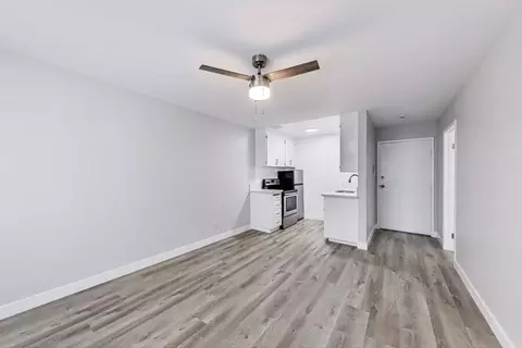 187 Montecito Ave #303, Oakland, CA 94610