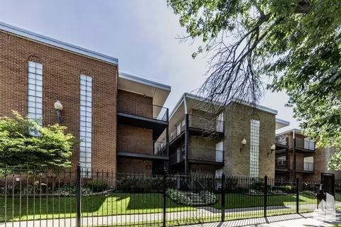 4547 N Dover St #4537-1A, Chicago, IL 60640