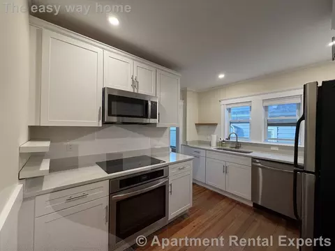 23 Central Rd #2, Somerville, MA 02143