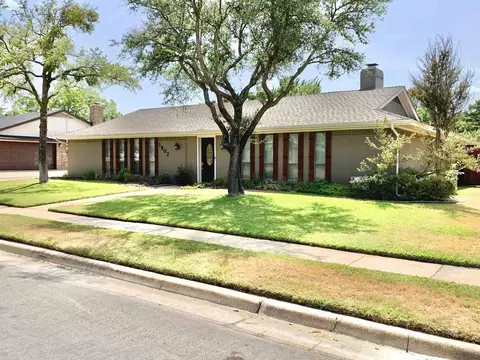 1902 Silver Leaf Dr #NA, Pantego, TX 76013