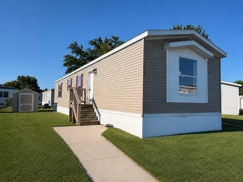 38105 Orleans St #114, Clinton Township, MI 48038