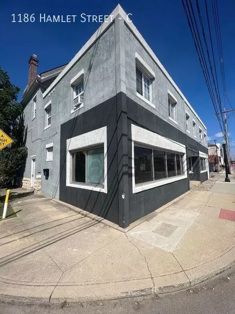 1186 Hamlet St #C, Columbus, OH 43201