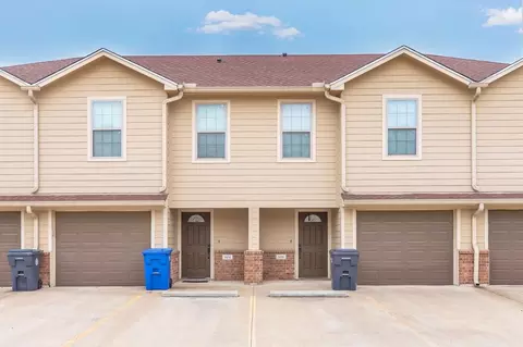 10001 Panther Way #106, Woodway, TX 76712