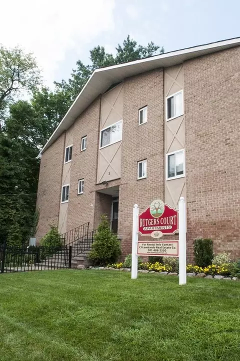 7 Rutgers Ct #B4, Belleville, NJ 07109