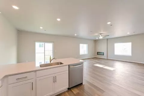 7412 Poudre St, Frederick, CO 80530 photo 7